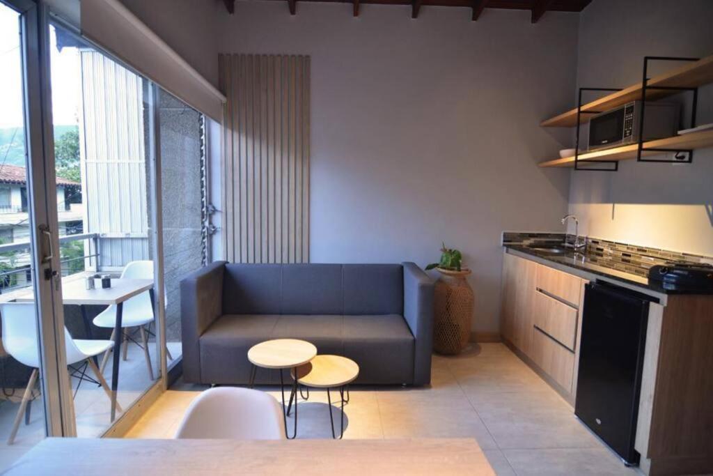 Moderno Apartamento Con Jacuzzi Y Aire Acondicionado Medellín