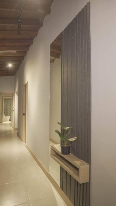 Apartamento Moderno Apartamento Con Jacuzzi Y Aire Acondicionado *